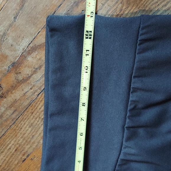 9 for $10 M&M Skirt - Picture 3 of 6